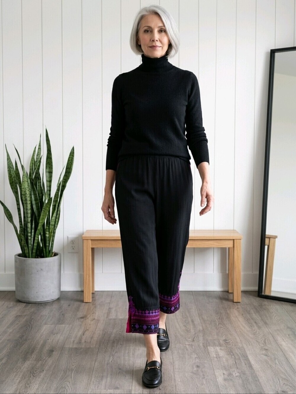 Chico's Black Rayon Pants w Red and Purple Embroidery on Edge Sz 1/Sz 10